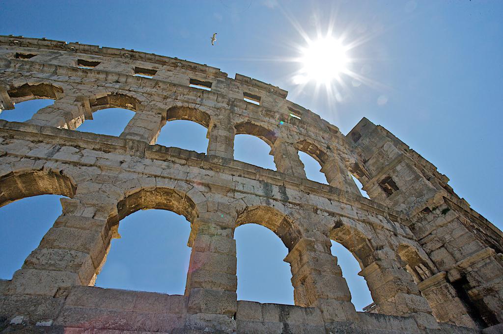 Riviera 2* Pula