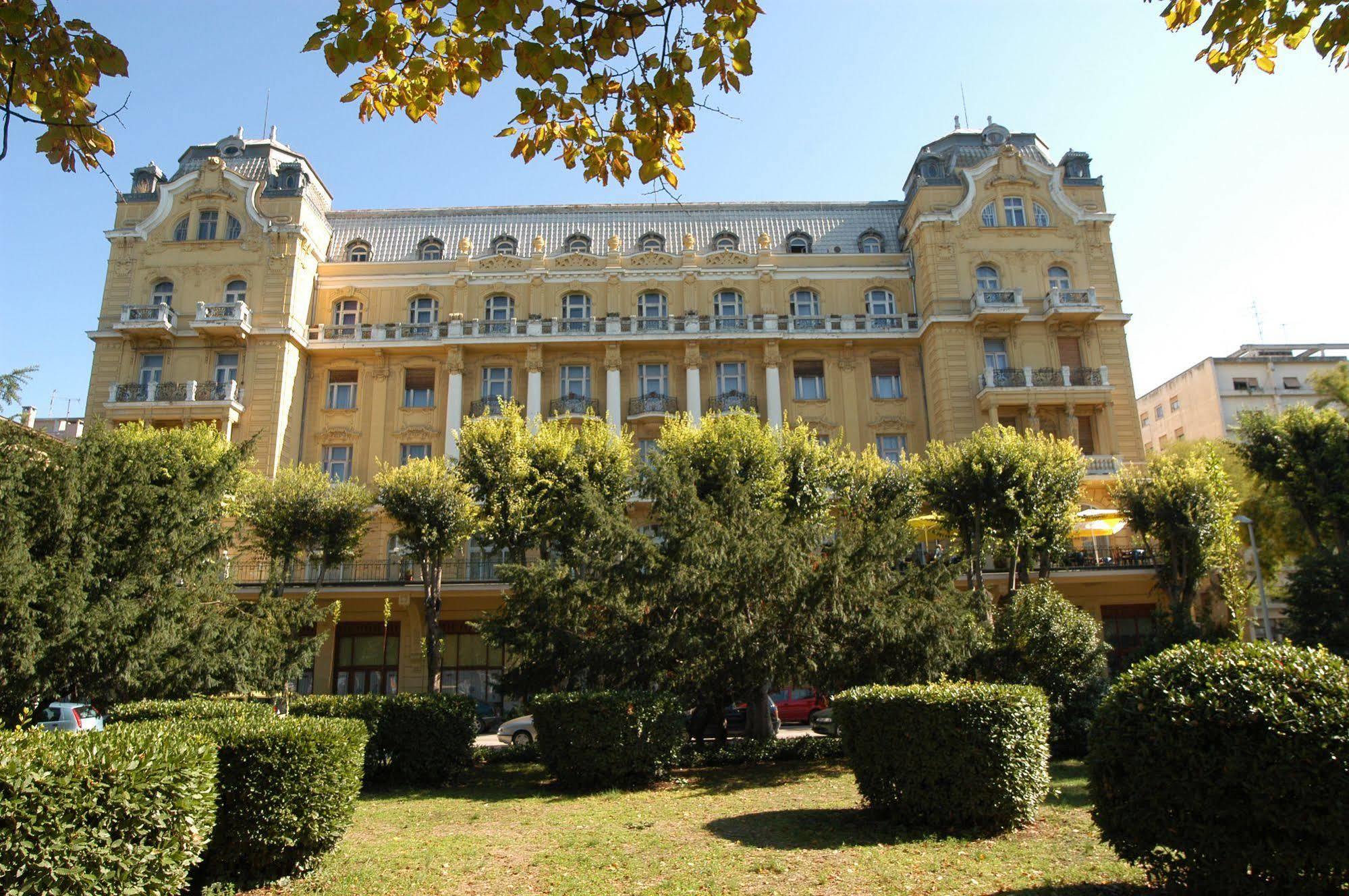 Guest house Riviera 2*
